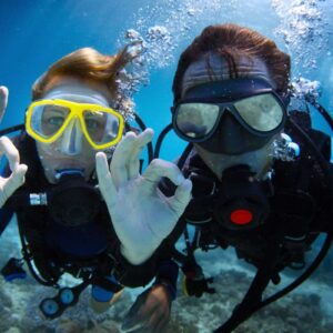 Experiencia de snorkel o buceo